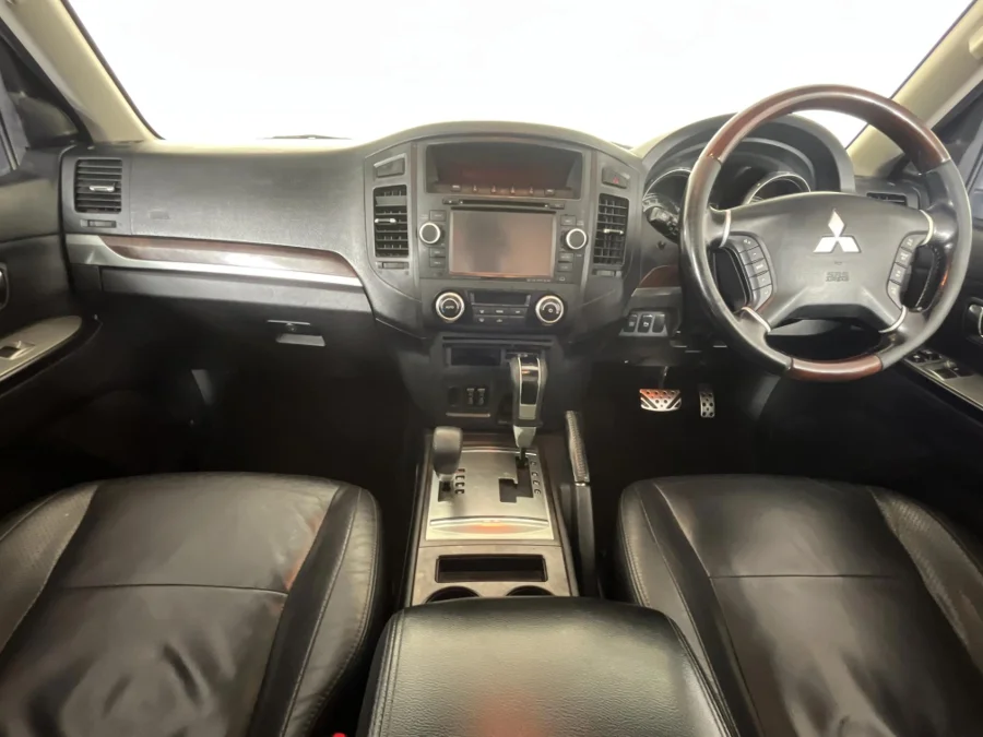 Used 2011 Mitsubishi Pajero 3-door 3.2DI-D GLS - WeBuyCars Mbombela Used 2011 Mitsubishi Pajero 3-door 3.2DI-D GLS - WeBuyCars Mbombela