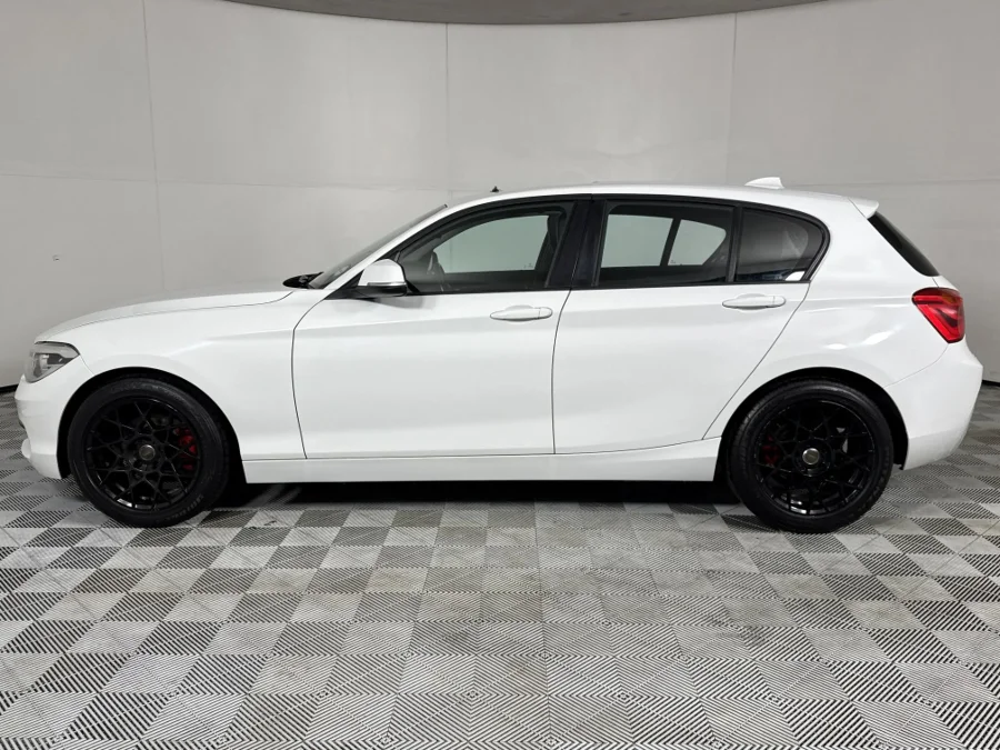 Used 2015 BMW 1 Series 120i 5-door sports-auto - WeBuyCars Riverhorse Used 2015 BMW 1 Series 120i 5-door sports-auto - WeBuyCars Riverhorse