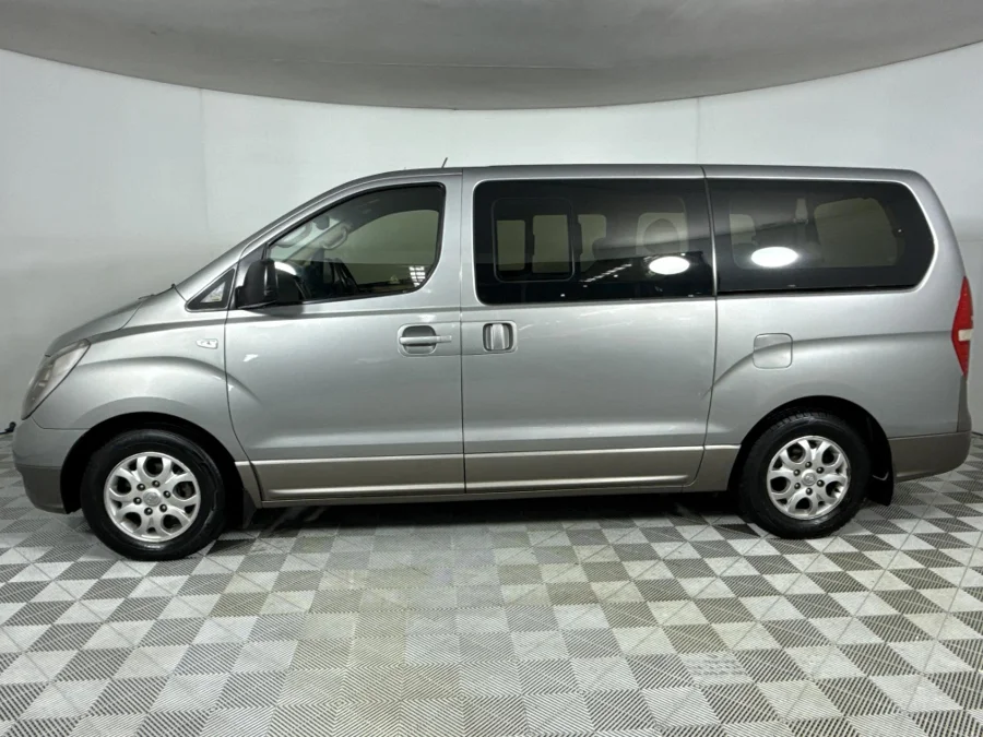 Used 2012 Hyundai H-1 2.5VGTi bus GLS - WeBuyCars Silverlakes Used 2012 Hyundai H-1 2.5VGTi bus GLS - WeBuyCars Silverlakes