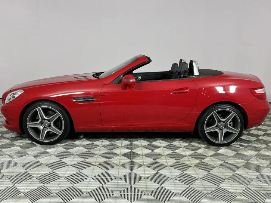 Used 2014 Mercedes-Benz SLK 350 AMG Sports - WeBuyCars Lansdowne Used 2014 Mercedes-Benz SLK 350 AMG Sports - WeBuyCars Lansdowne
