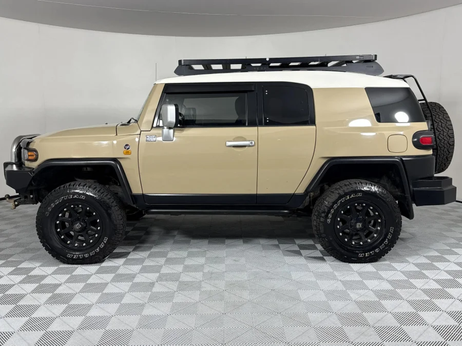 Used 2011 Toyota FJ Cruiser FJ Desert Cruiser - WeBuyCars Vereeniging Used 2011 Toyota FJ Cruiser FJ Desert Cruiser - WeBuyCars Vereeniging