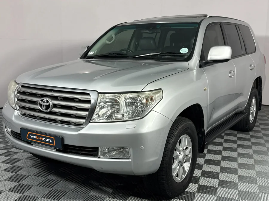 Used 2010 Toyota Land Cruiser 200 4.5D-4D VX - WeBuyCars Lansdowne Used 2010 Toyota Land Cruiser 200 4.5D-4D VX - WeBuyCars Lansdowne