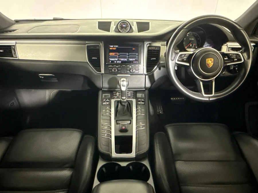 Used 2014 Porsche Macan turbo - WeBuyCars Midstream