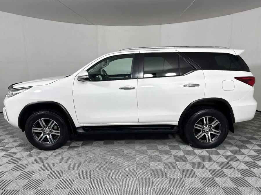 Used 2016 Toyota Fortuner 2.4GD-6 auto - WeBuyCars The Dome Used 2016 Toyota Fortuner 2.4GD-6 auto - WeBuyCars The Dome