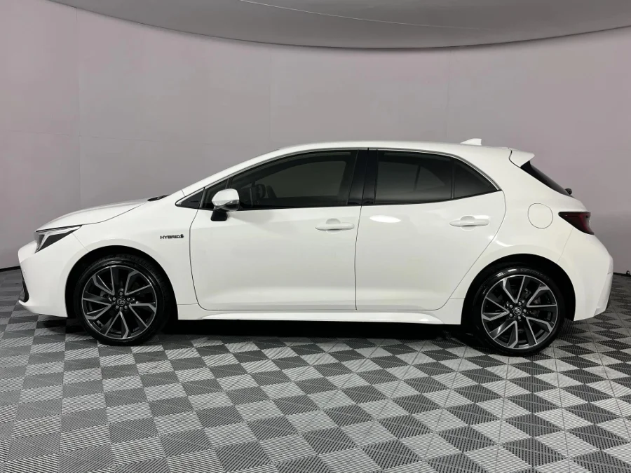 Used 2023 Toyota Corolla hatch 1.8 Hybrid XR - WeBuyCars Brackenfell Cape Town Used 2023 Toyota Corolla hatch 1.8 Hybrid XR - WeBuyCars Brackenfell Cape Town