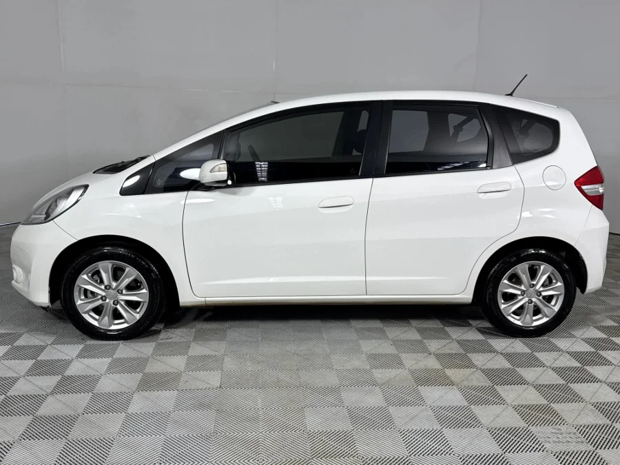 Used 2014 Honda Jazz 1.5 Elegance - WeBuyCars Silverlakes Used 2014 Honda Jazz 1.5 Elegance - WeBuyCars Silverlakes