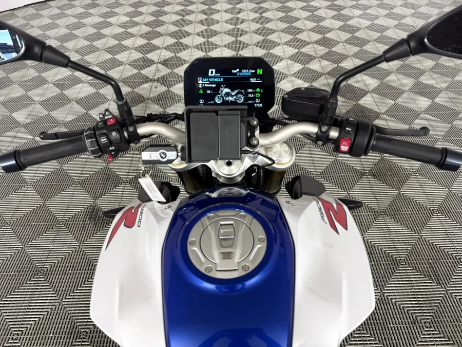 Used 2024 BMW F Series F 900 R - WeBuyCars Richmond Used 2024 BMW F Series F 900 R - WeBuyCars Richmond