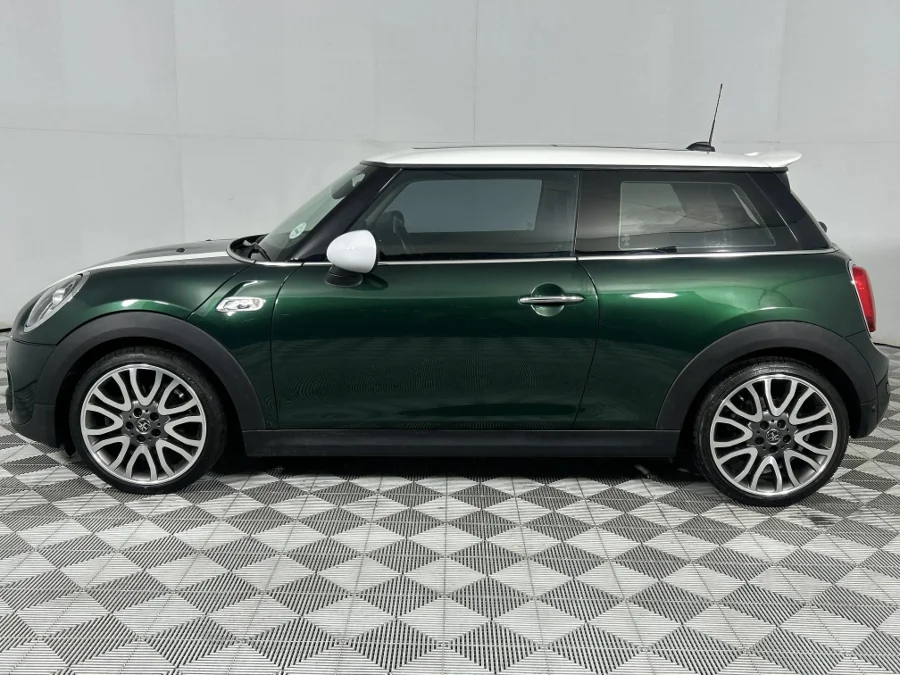 Used 2019 MINI Hatch Cooper S Hatch 3-door Paddy Hopkirk Edition - WeBuyCars Richmond Used 2019 MINI Hatch Cooper S Hatch 3-door Paddy Hopkirk Edition - WeBuyCars Richmond