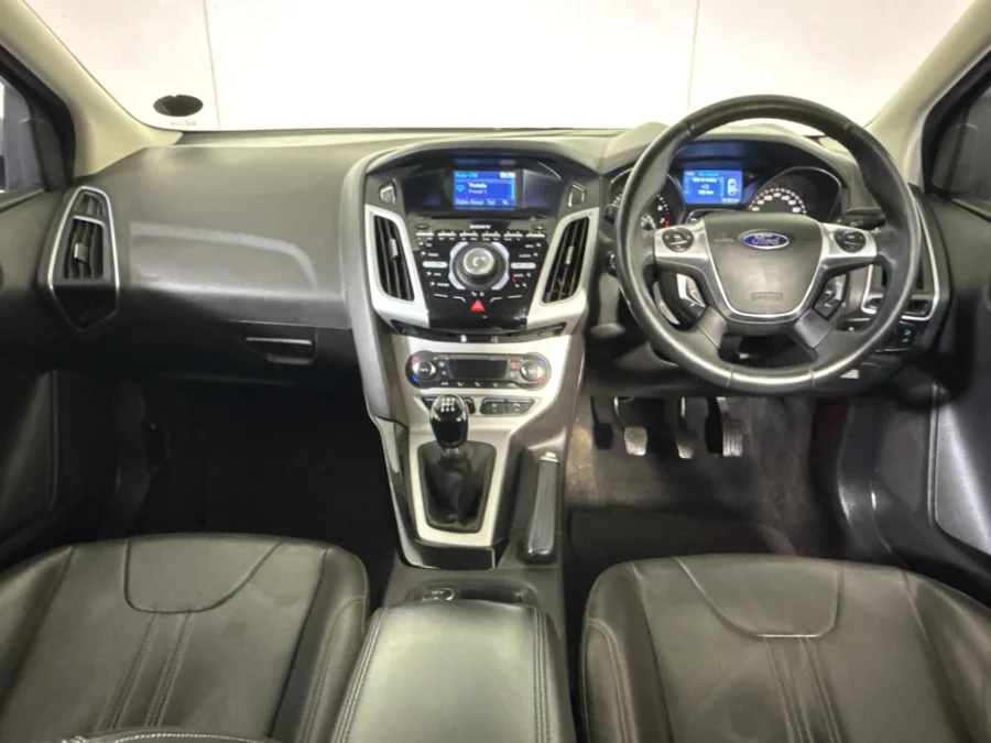 Used 2014 Ford Focus hatch 2.0 Sport - WeBuyCars Midstream Used 2014 Ford Focus hatch 2.0 Sport - WeBuyCars Midstream