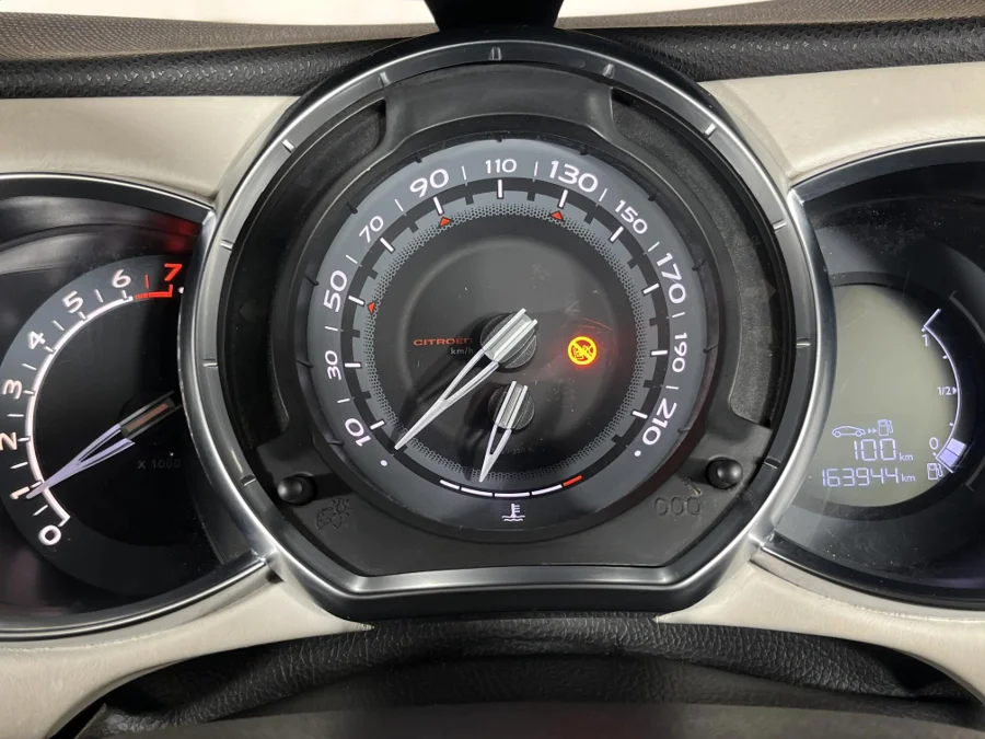 Used 2013 Citroen DS3 THP 155 Sport - WeBuyCars The Dome Used 2013 Citroen DS3 THP 155 Sport - WeBuyCars The Dome
