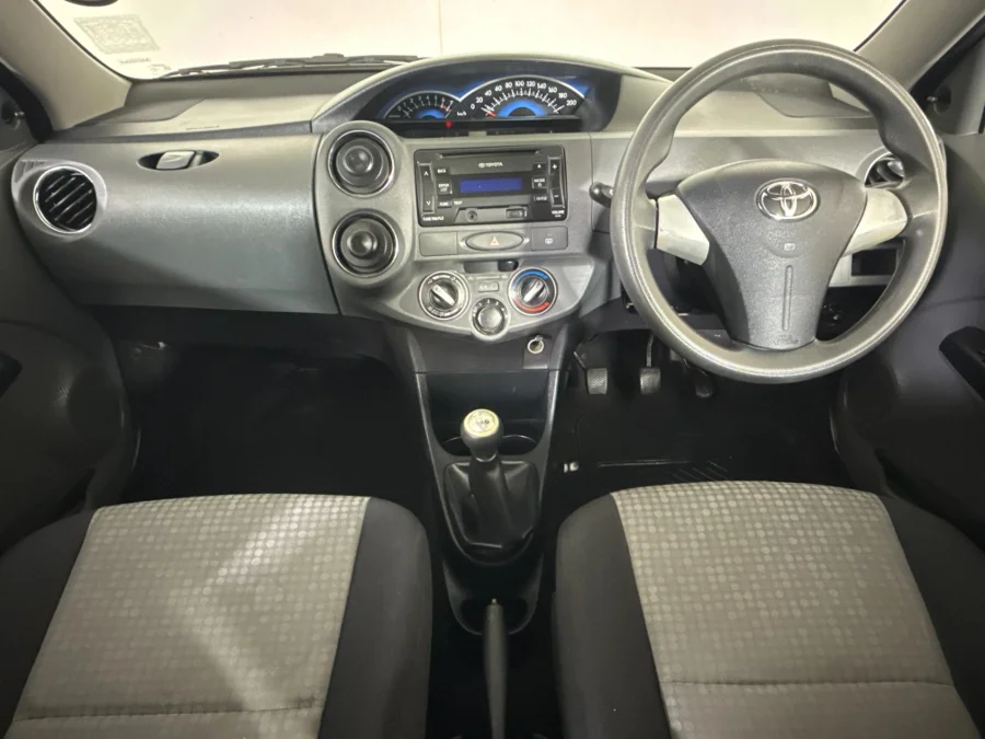Used 2014 Toyota Etios hatch 1.5 Sprint - WeBuyCars Midstream Used 2014 Toyota Etios hatch 1.5 Sprint - WeBuyCars Midstream