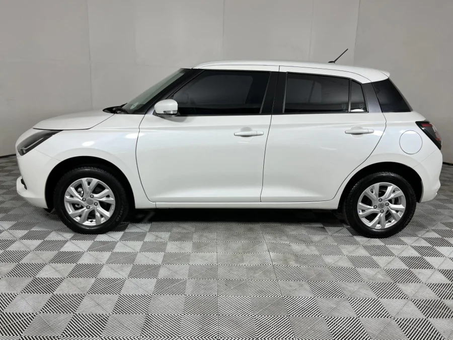 Used 2025 Suzuki Swift 1.2 GL+ manual - WeBuyCars The Dome Used 2025 Suzuki Swift 1.2 GL+ manual - WeBuyCars The Dome