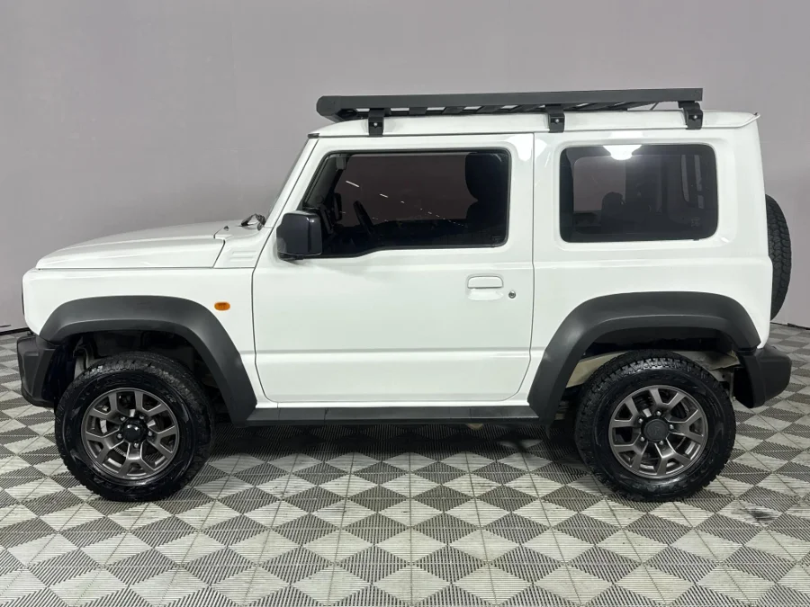 Used 2021 Suzuki Jimny 1.5 GLX AllGrip 3-door manual - WeBuyCars Richmond