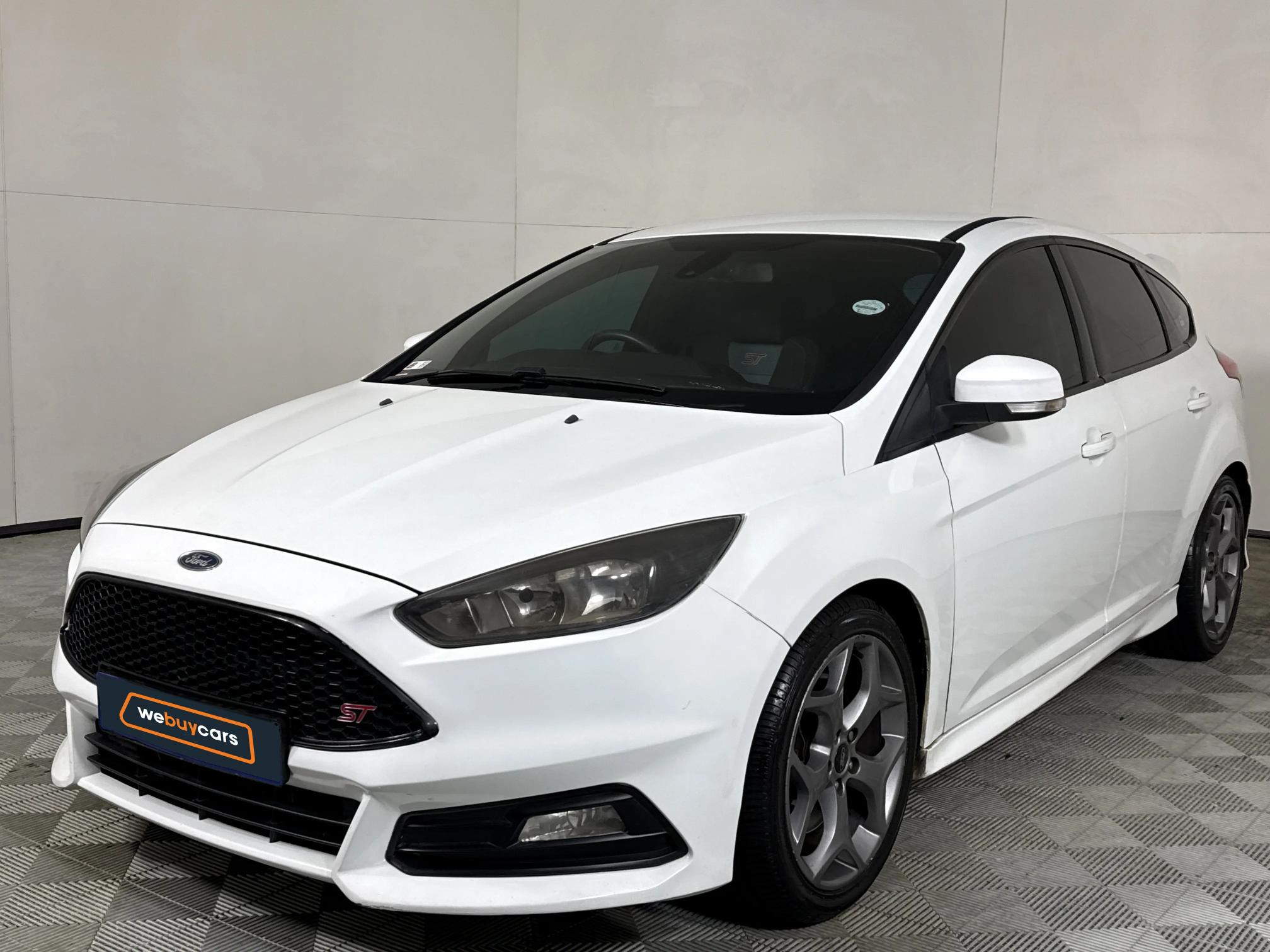 Used 2016 Ford Focus ST 1