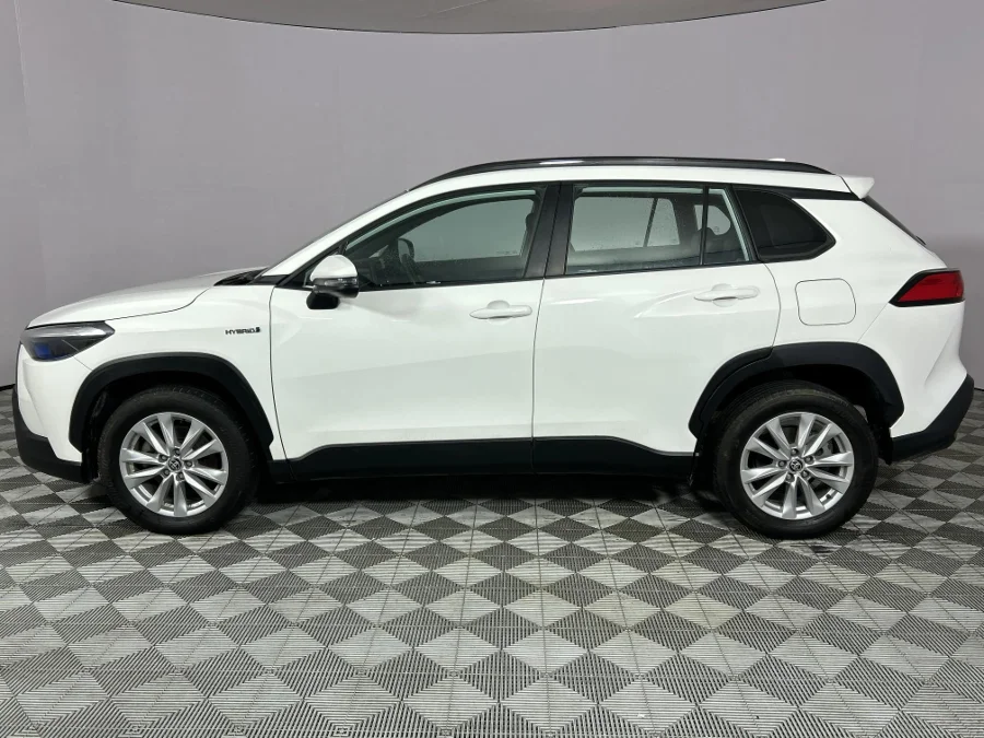 Used 2024 Toyota Corolla Cross 1.8 Hybrid XS - WeBuyCars Richmond