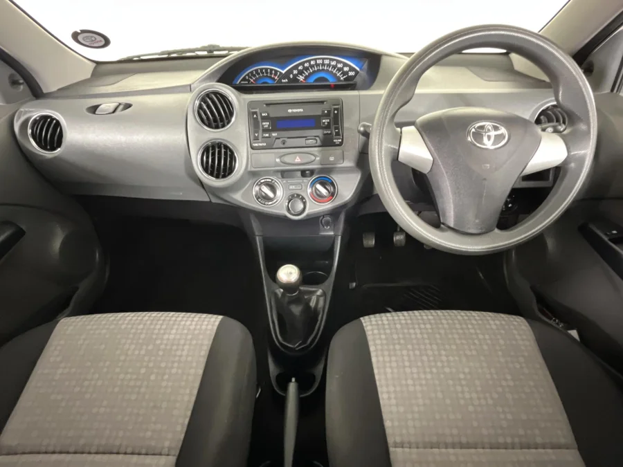 Used 2014 Toyota Etios hatch 1.5 Sprint - WeBuyCars The Dome Used 2014 Toyota Etios hatch 1.5 Sprint - WeBuyCars The Dome