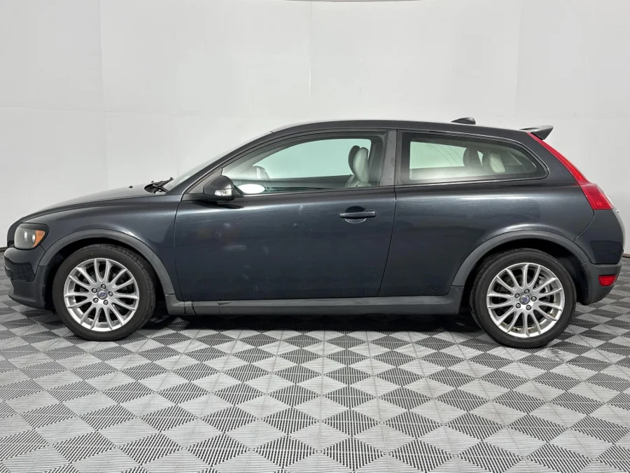 Used 2010 Volvo C30 2.0 - WeBuyCars Lansdowne Used 2010 Volvo C30 2.0 - WeBuyCars Lansdowne
