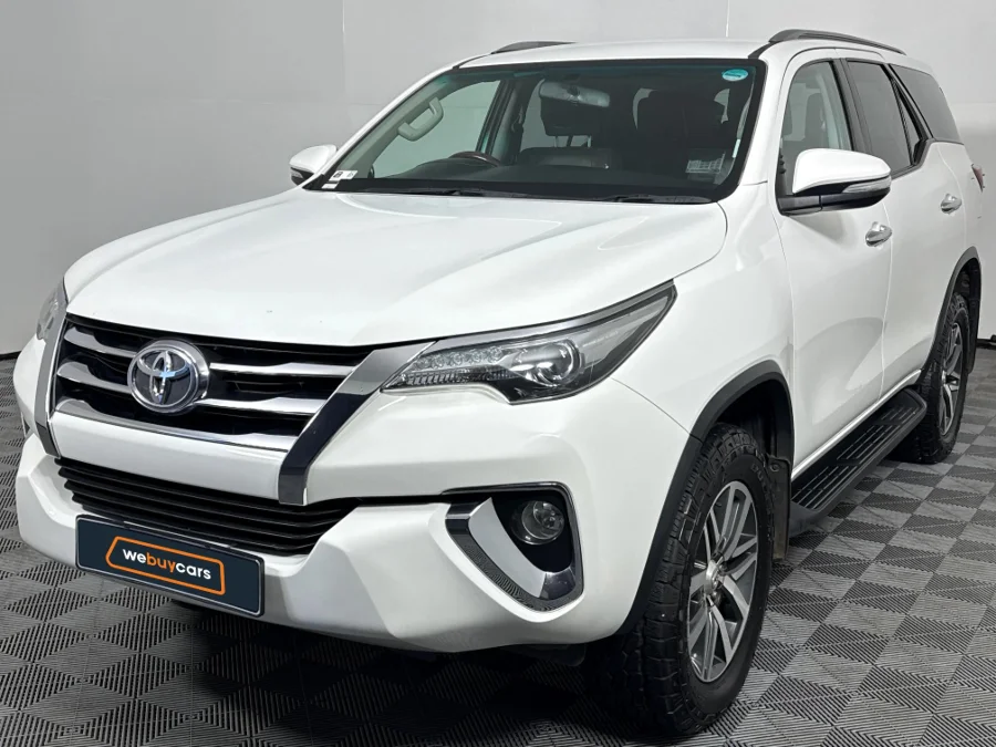 Used 2017 Toyota Fortuner 2.8GD-6 4x4 auto - WeBuyCars Witbank Used 2017 Toyota Fortuner 2.8GD-6 4x4 auto - WeBuyCars Witbank