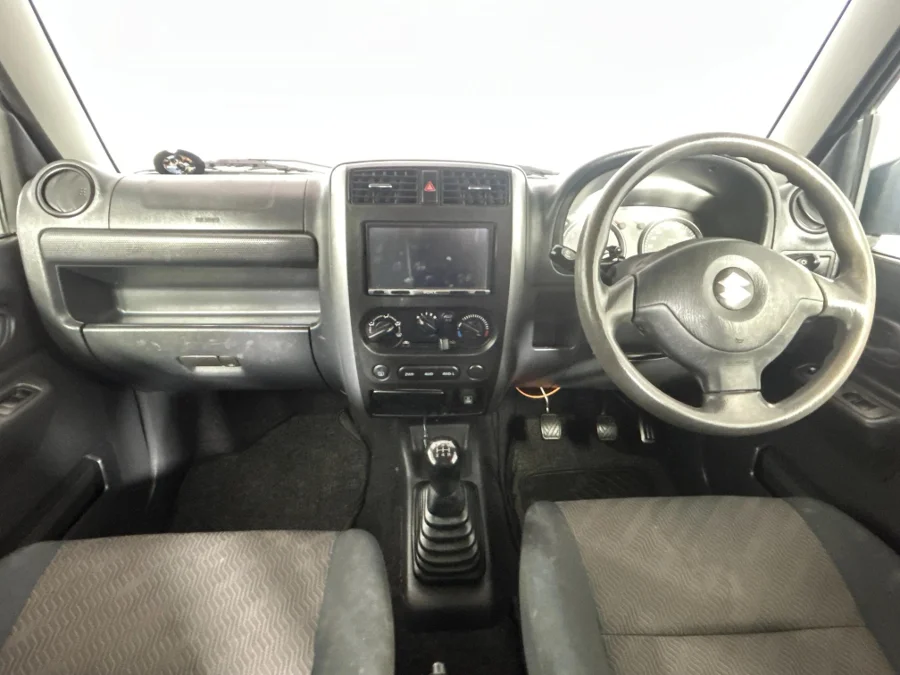 Used 2014 Suzuki Jimny 1.3 - WeBuyCars Richmond Used 2014 Suzuki Jimny 1.3 - WeBuyCars Richmond