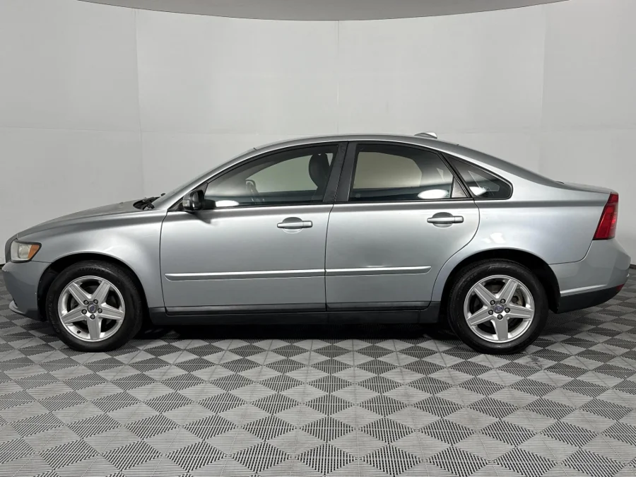 Used 2009 Volvo S40 2.0 - WeBuyCars Richmond Used 2009 Volvo S40 2.0 - WeBuyCars Richmond