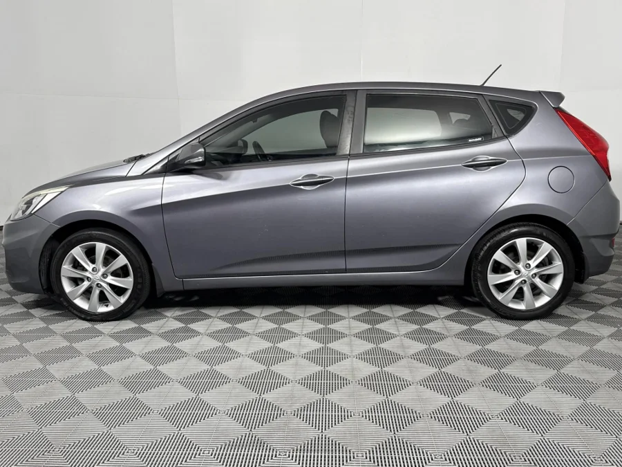 Used 2016 Hyundai Accent hatch 1.6 Fluid - WeBuyCars Richmond Used 2016 Hyundai Accent hatch 1.6 Fluid - WeBuyCars Richmond
