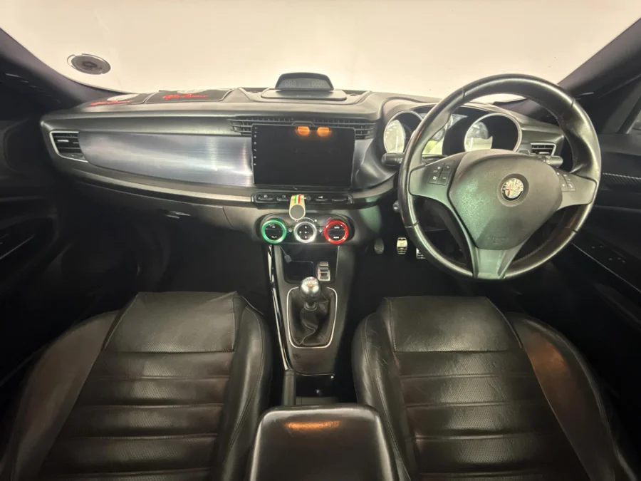 Used 2011 Alfa Romeo Giulietta 1750TBi Quadrifoglio Verde - WeBuyCars Lansdowne Used 2011 Alfa Romeo Giulietta 1750TBi Quadrifoglio Verde - WeBuyCars Lansdowne