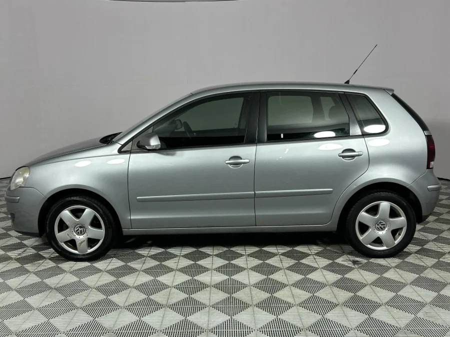 Used 2010 Volkswagen Polo 1.6 Trendline - WeBuyCars Lansdowne Used 2010 Volkswagen Polo 1.6 Trendline - WeBuyCars Lansdowne