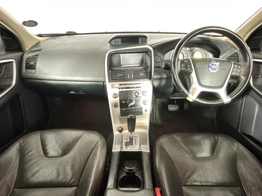 Used 2010 Volvo XC60 2.4D Geartronic - WeBuyCars Richmond Used 2010 Volvo XC60 2.4D Geartronic - WeBuyCars Richmond
