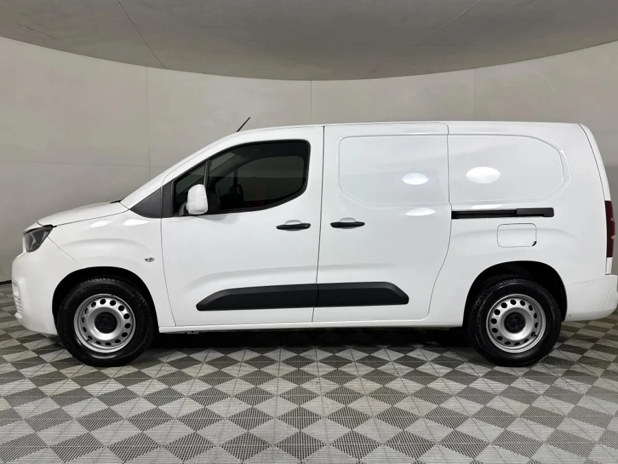 Used 2022 Peugeot Partner 1.6HDi LWB L2 panel van - WeBuyCars JHB South Used 2022 Peugeot Partner 1.6HDi LWB L2 panel van - WeBuyCars JHB South