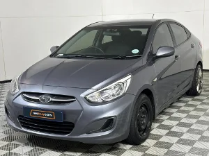 Used 2016 Hyundai Accent sedan 1.6 Motion Used 2016 Hyundai Accent sedan 1.6 Motion