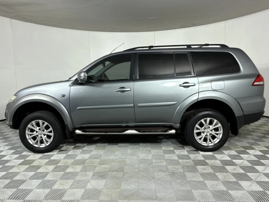 Used 2013 Mitsubishi Pajero Sport 2.5DI-D auto - WeBuyCars Riverhorse Used 2013 Mitsubishi Pajero Sport 2.5DI-D auto - WeBuyCars Riverhorse