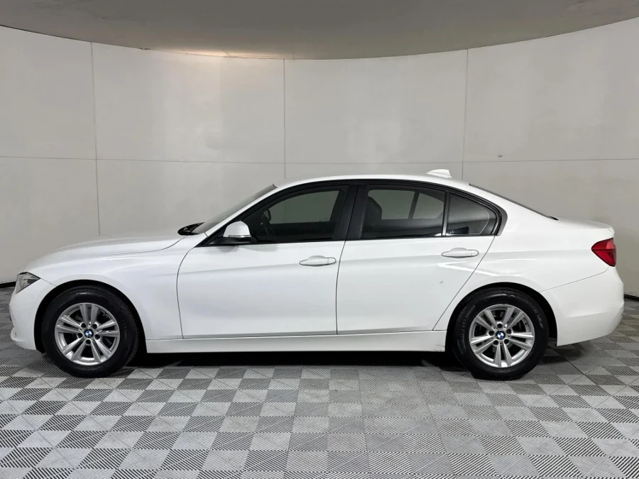 Used 2015 BMW 3 Series 320d sports-auto - WeBuyCars Silverlakes Used 2015 BMW 3 Series 320d sports-auto - WeBuyCars Silverlakes