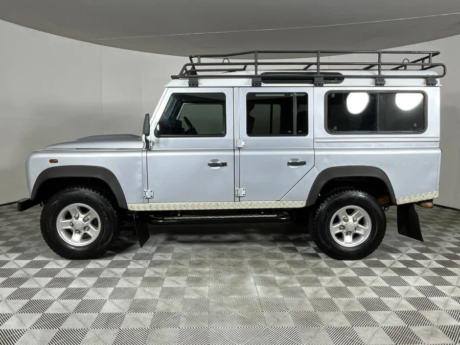 Used 2011 Land Rover Defender 110 TD multi-purpose - WeBuyCars The Dome Used 2011 Land Rover Defender 110 TD multi-purpose - WeBuyCars The Dome