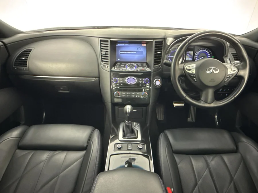 Used 2017 Infiniti QX70 3.0d S - WeBuyCars Midstream Used 2017 Infiniti QX70 3.0d S - WeBuyCars Midstream