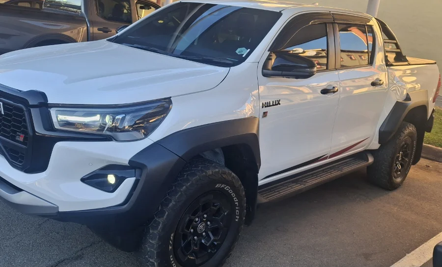 New 2024 Toyota Hilux 2.8GD-6 double cab 4x4 GR-Sport - Private Seller