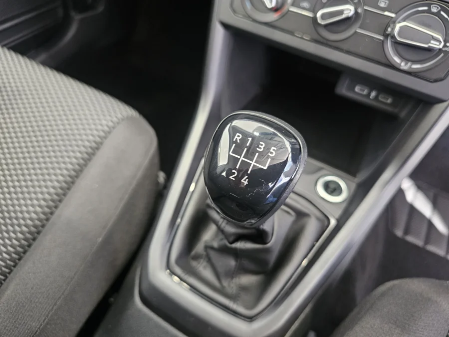New 2026 Volkswagen T-Cross 1.0TSI manual - VW Braamfontein New New 2026 Volkswagen T-Cross 1.0TSI manual - VW Braamfontein New