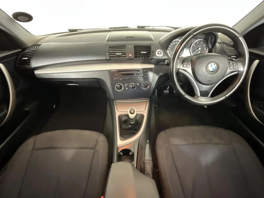 Used 2009 BMW 1 Series 116i 3-door Exclusive - WeBuyCars JHB South Used 2009 BMW 1 Series 116i 3-door Exclusive - WeBuyCars JHB South