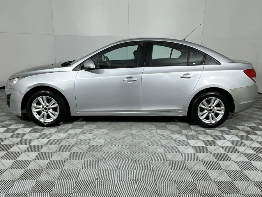 Used 2014 Chevrolet Cruze 1.6 L - WeBuycars East London Used 2014 Chevrolet Cruze 1.6 L - WeBuycars East London