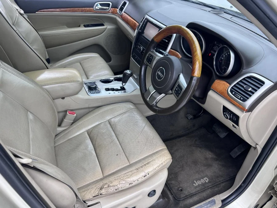 Used 2012 Jeep Grand Cherokee 3.6L Overland - EBK Auto Used 2012 Jeep Grand Cherokee 3.6L Overland - EBK Auto