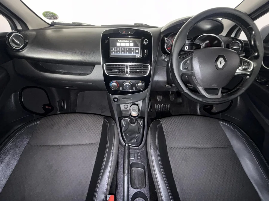 Used 2019 Renault Clio 66kW turbo Dynamique - WeBuyCars The Dome Used 2019 Renault Clio 66kW turbo Dynamique - WeBuyCars The Dome