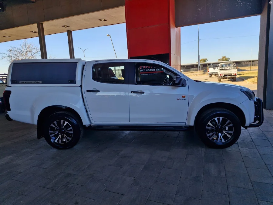 Used 2017 Isuzu KB 250D-Teq double cab X-Rider - Highway Motors Used 2017 Isuzu KB 250D-Teq double cab X-Rider - Highway Motors