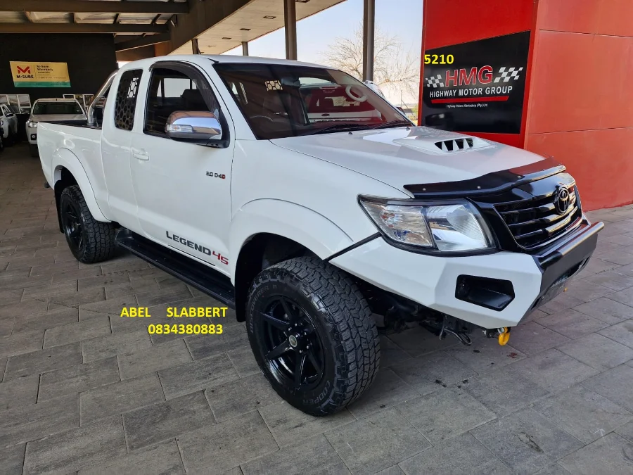 Used 2015 Toyota Hilux 3.0D-4D Xtra cab Raider Legend 45 - Highway Motors Used 2015 Toyota Hilux 3.0D-4D Xtra cab Raider Legend 45 - Highway Motors