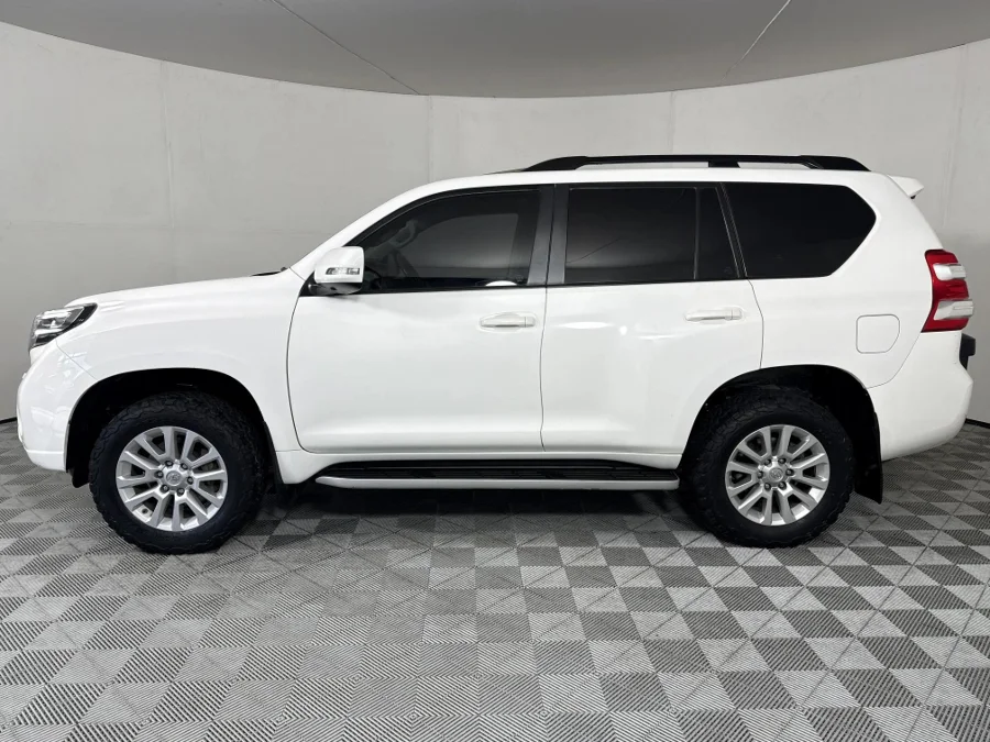 Used 2015 Toyota Land Cruiser Prado 4.0 VX - WeBuyCars The Dome Used 2015 Toyota Land Cruiser Prado 4.0 VX - WeBuyCars The Dome