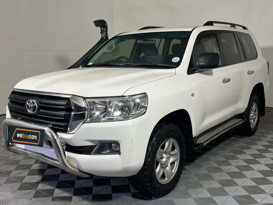 Used 2018 Toyota Land Cruiser 200 4.5D-4D V8 GX-R - WeBuyCars Germiston Used 2018 Toyota Land Cruiser 200 4.5D-4D V8 GX-R - WeBuyCars Germiston