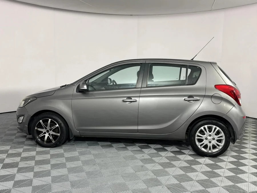 Used 2013 Hyundai i20 1.4 Fluid - WeBuyCars Lansdowne Used 2013 Hyundai i20 1.4 Fluid - WeBuyCars Lansdowne
