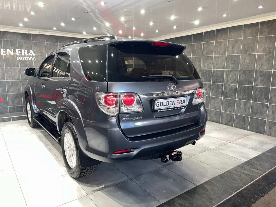 Used 2013 Toyota Fortuner 2.5D-4D auto - Golden Era Motors Johan Heyns Dr Used 2013 Toyota Fortuner 2.5D-4D auto - Golden Era Motors Johan Heyns Dr