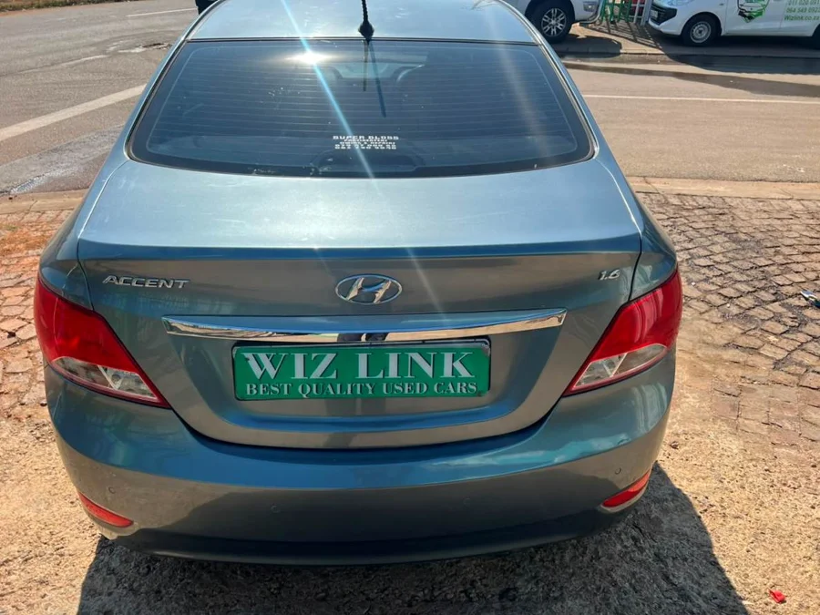 Used 2018 Hyundai Accent sedan 1.6 Motion - Wiz Link Used 2018 Hyundai Accent sedan 1.6 Motion - Wiz Link