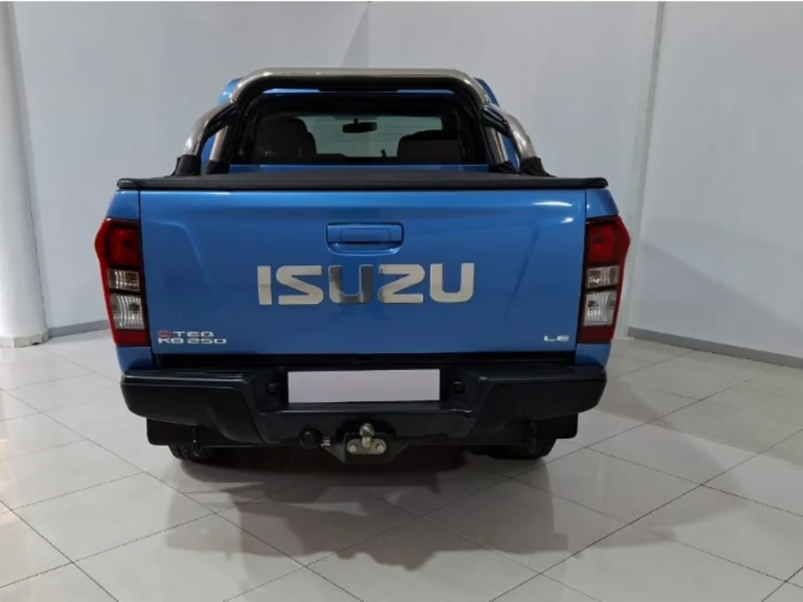 Used 2015 Isuzu KB 250D-Teq double cab LE - Private Seller