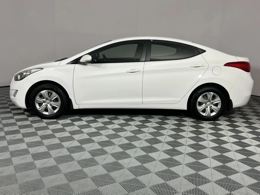 Used 2013 Hyundai Elantra 1.6 Premium - WeBuyCars Richmond Used 2013 Hyundai Elantra 1.6 Premium - WeBuyCars Richmond
