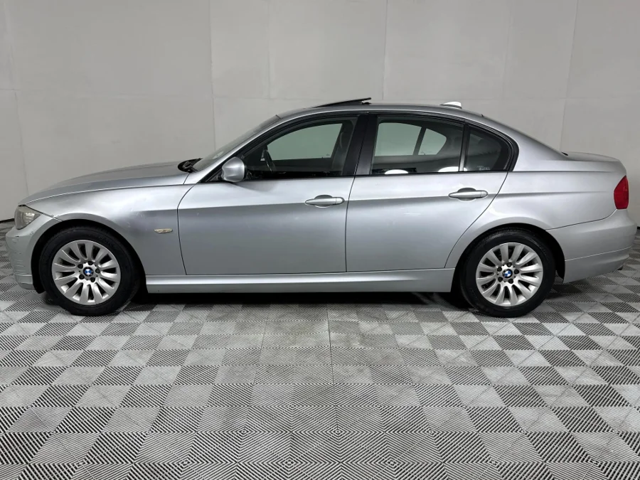 Used 2009 BMW 3 Series 320i Start - WeBuyCars The Dome